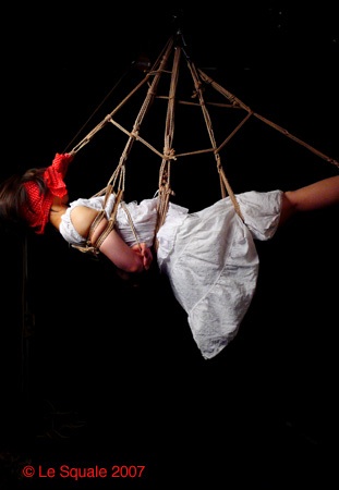 soumise bondagée kinbaku